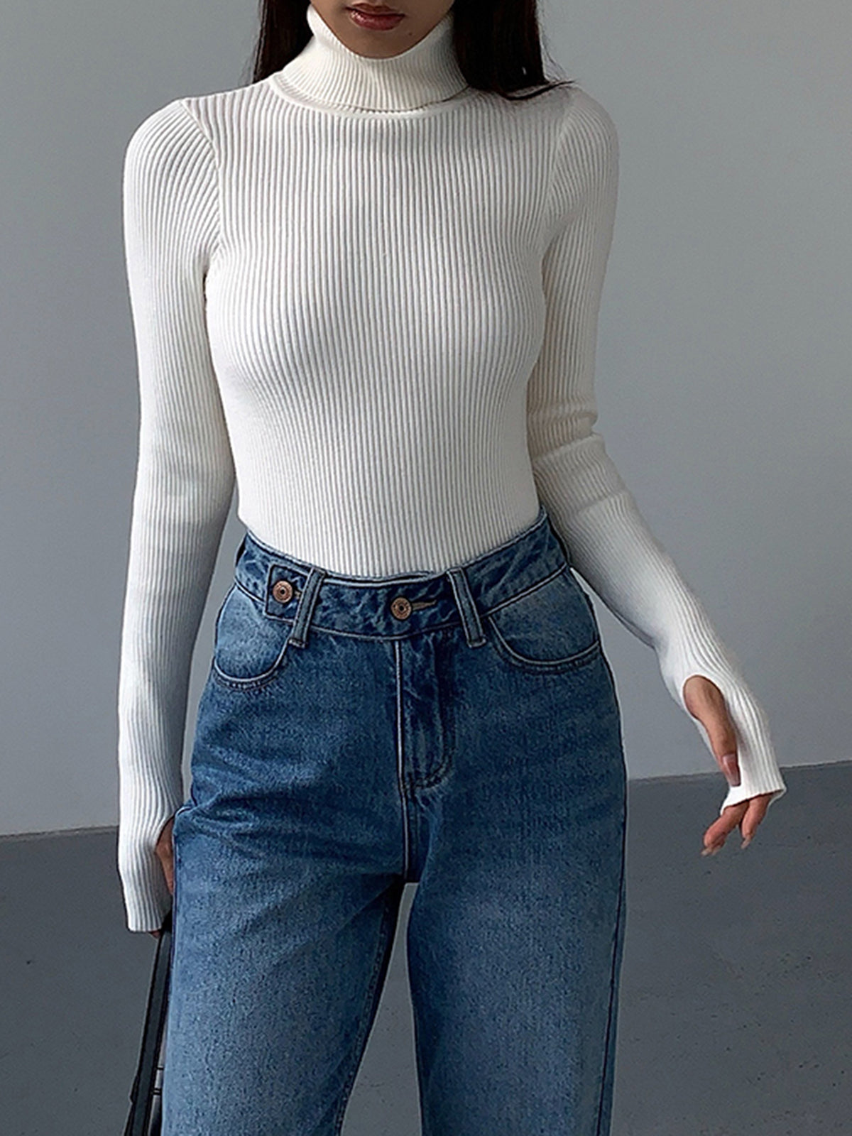 | Women’s Ribbed Turtleneck Sweater