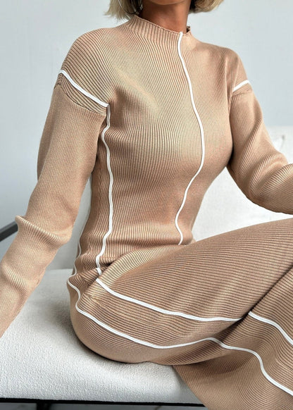 Chic Ribbed Contrast Piping Sweater Dress