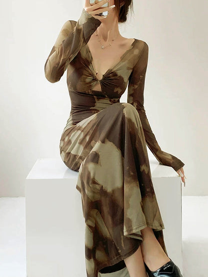 Semi-Sheer U-Ring Ombre Slim Dress