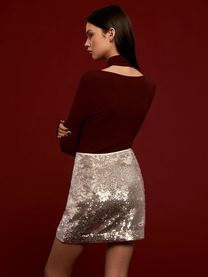 Minimalist Jersey Top With Scarf