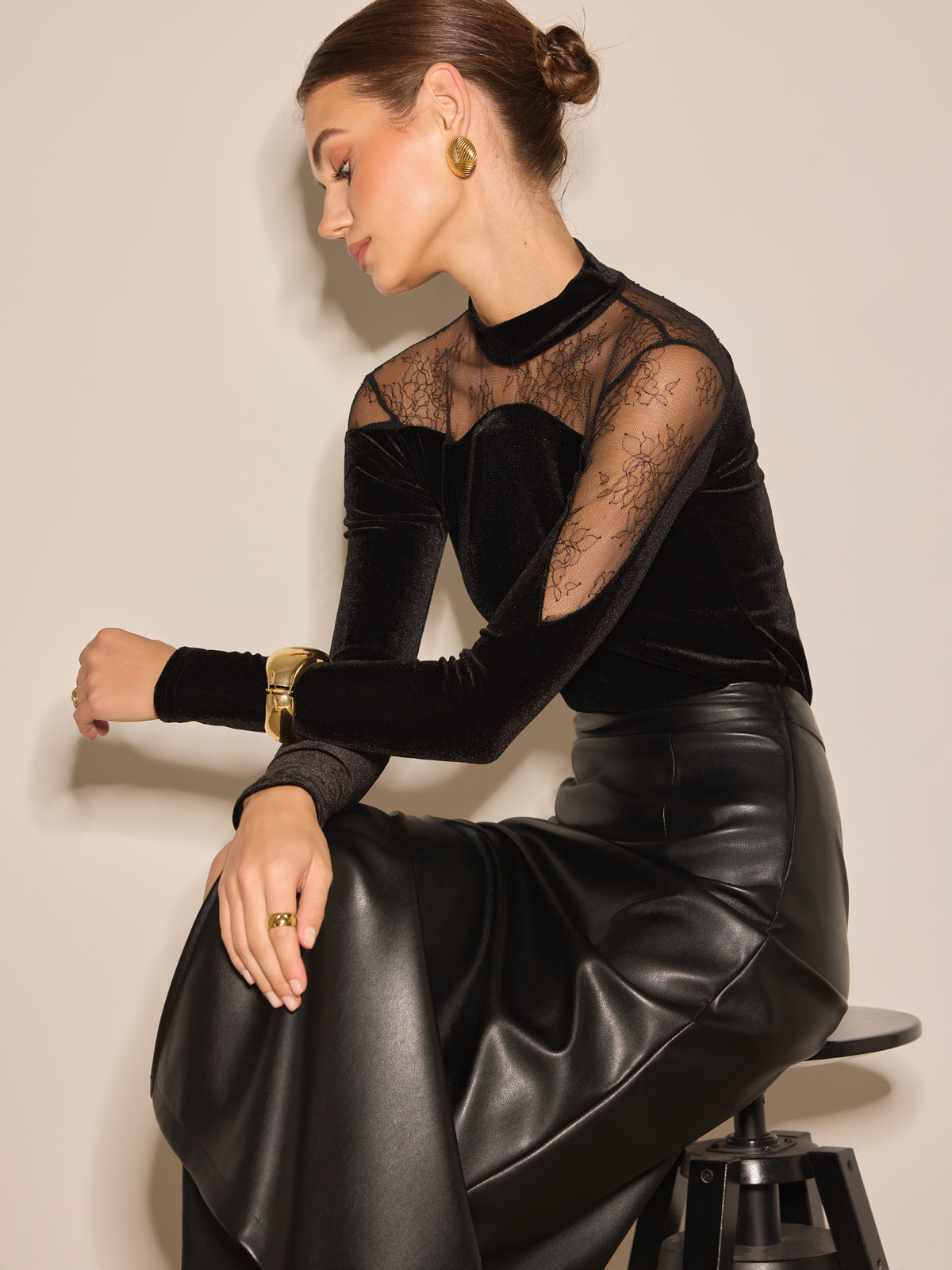 Sheer Lace Panel Velvet Slim Blouse