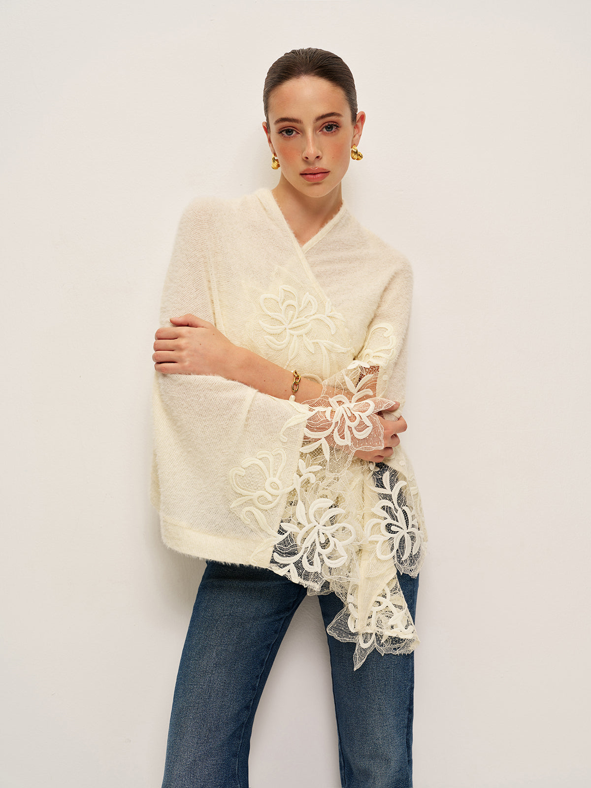 Floral Lace Trim Shawl