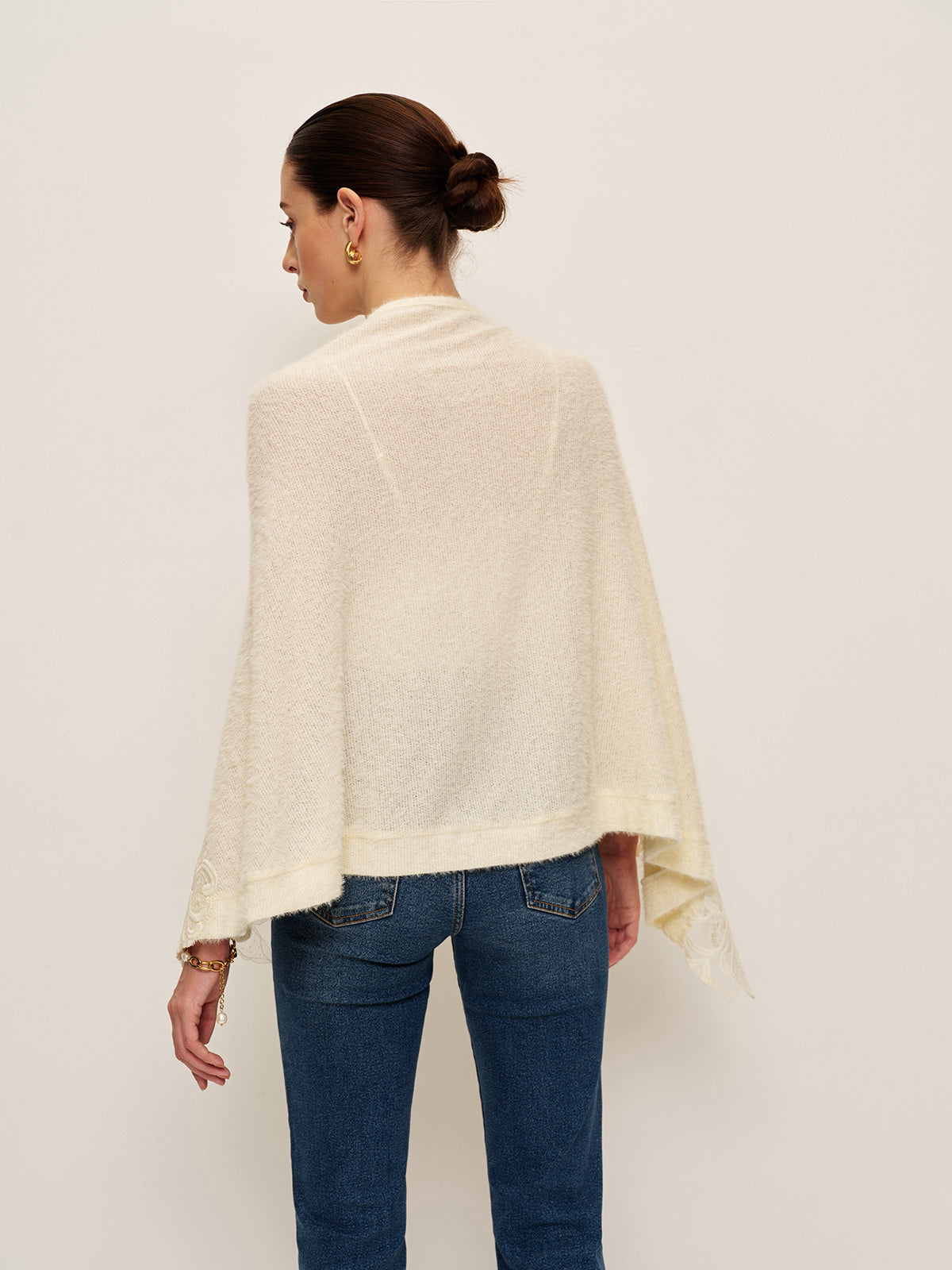 Floral Lace Trim Shawl