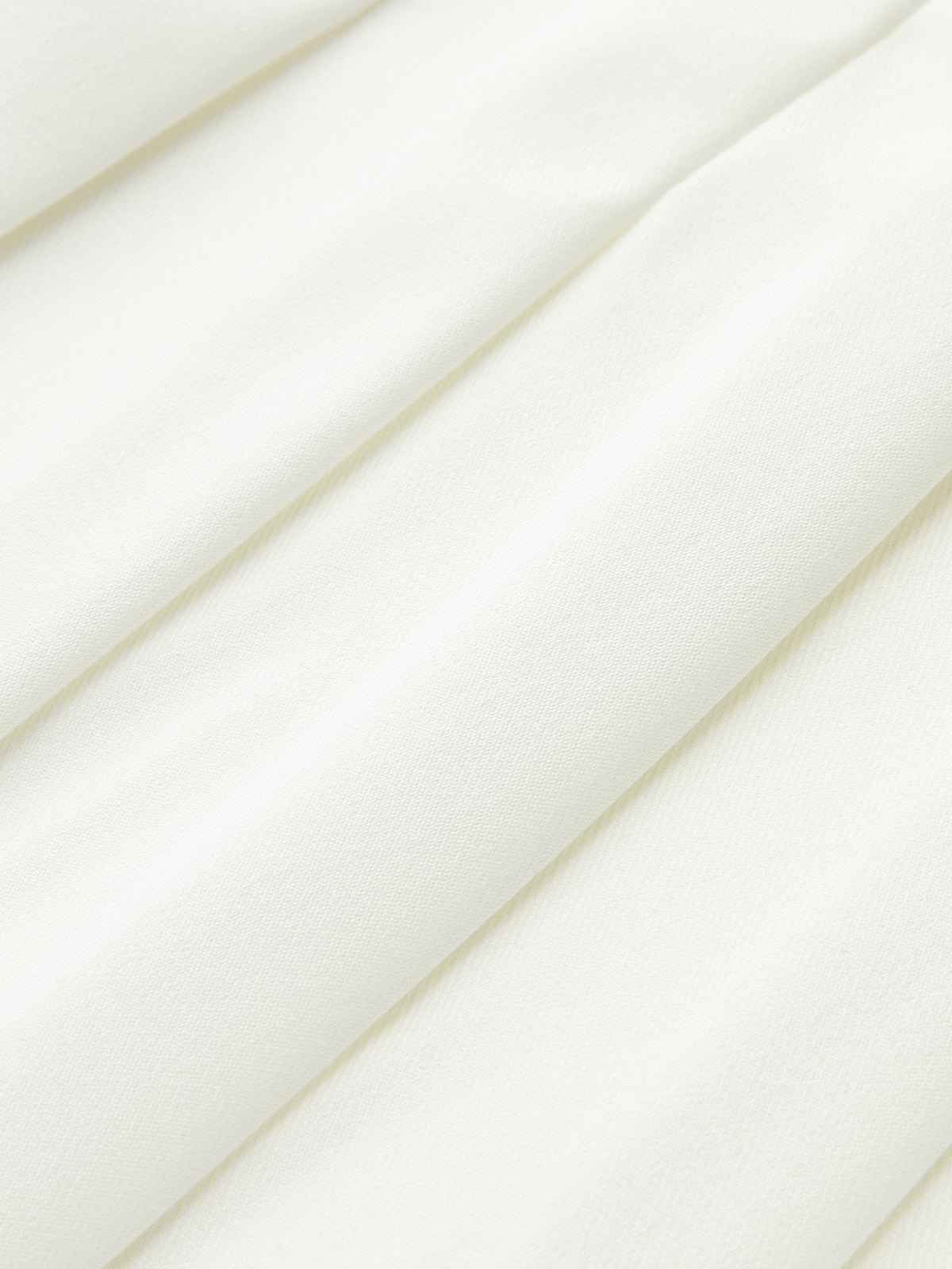 Mid-Waisted Pleated Skirt