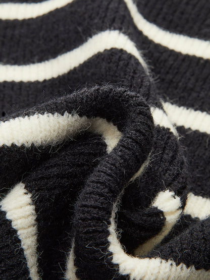 Bow Back Detail Striped Sweater Vest