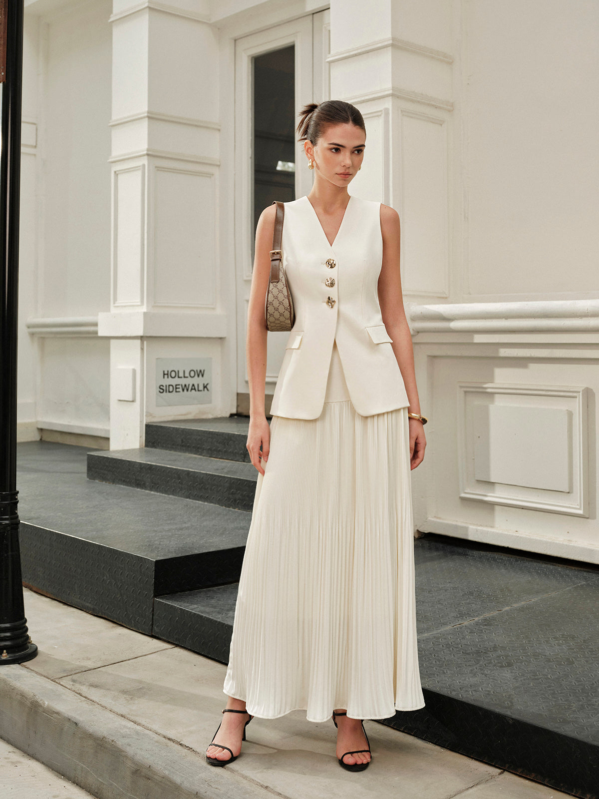 Mid-Waist Pleated Skirt