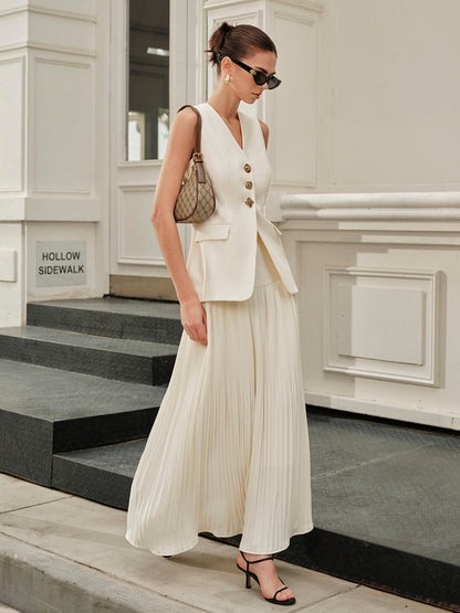 Mid-Waist Pleated Skirt