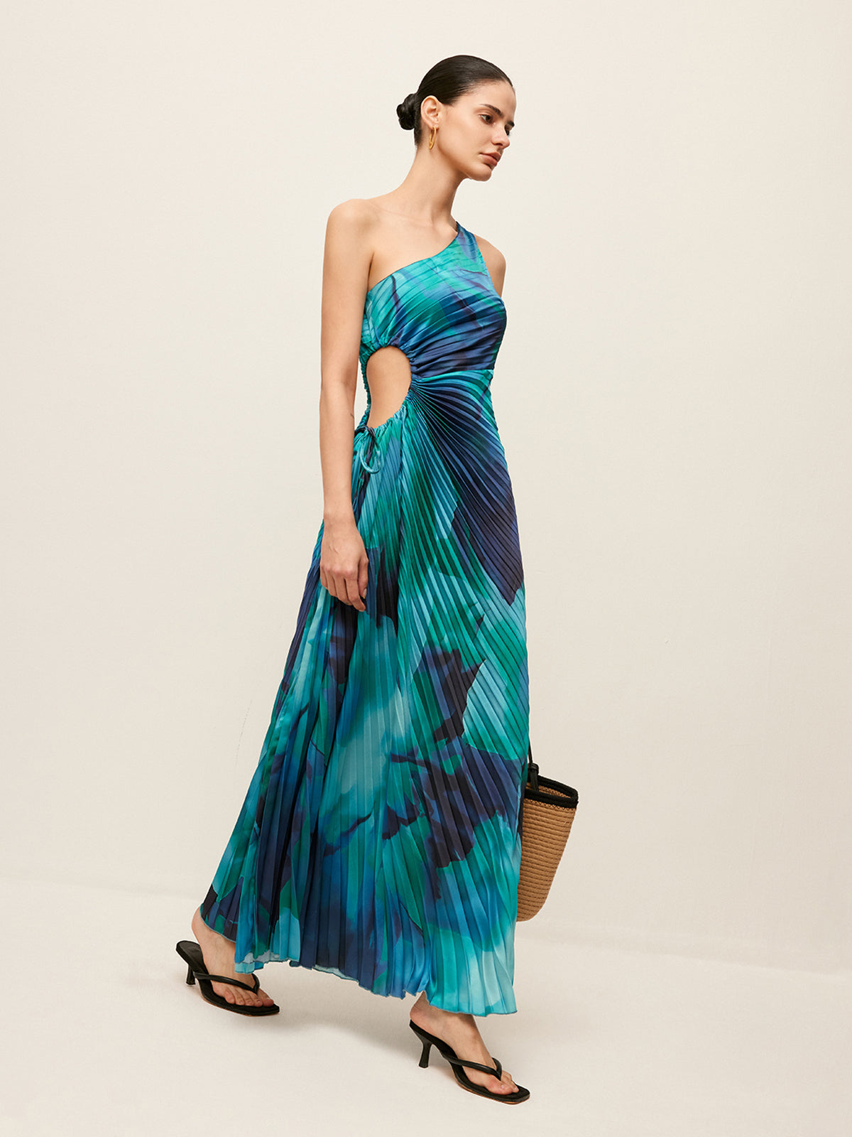 Side Cut-Out One-Shoulder Pleated Dress