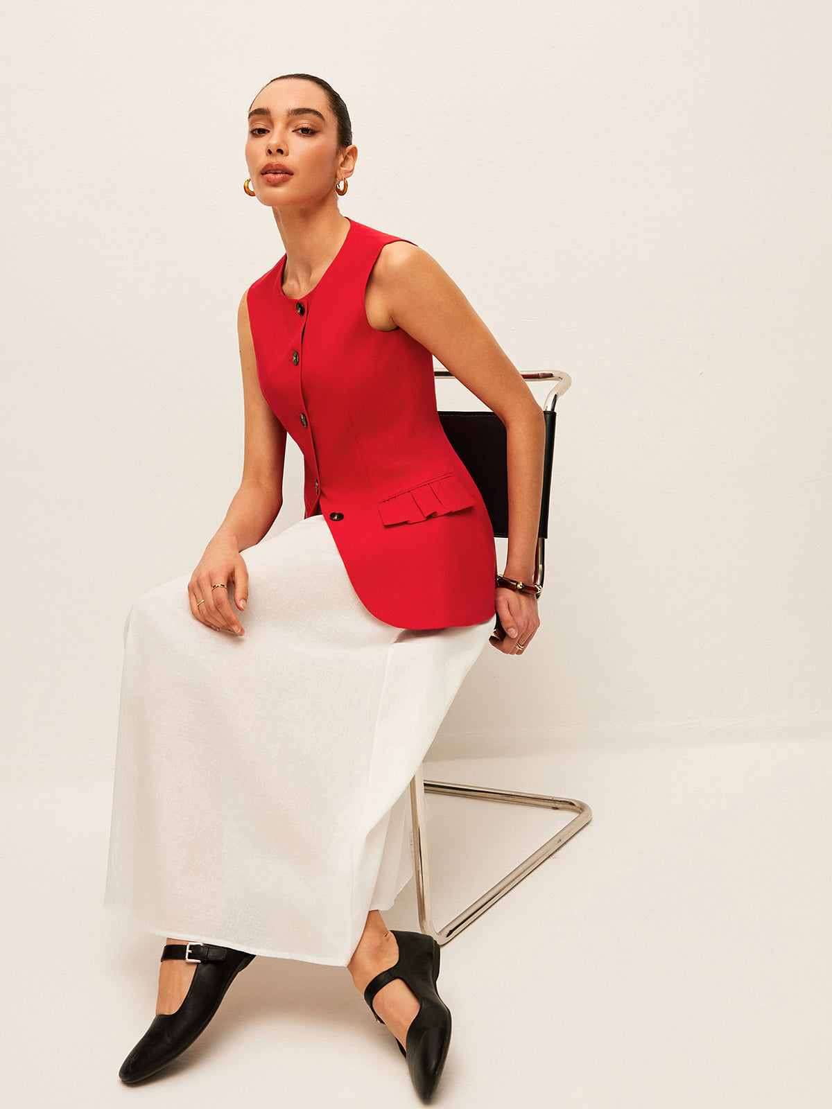 Cotton & Linen Buttoned Vest