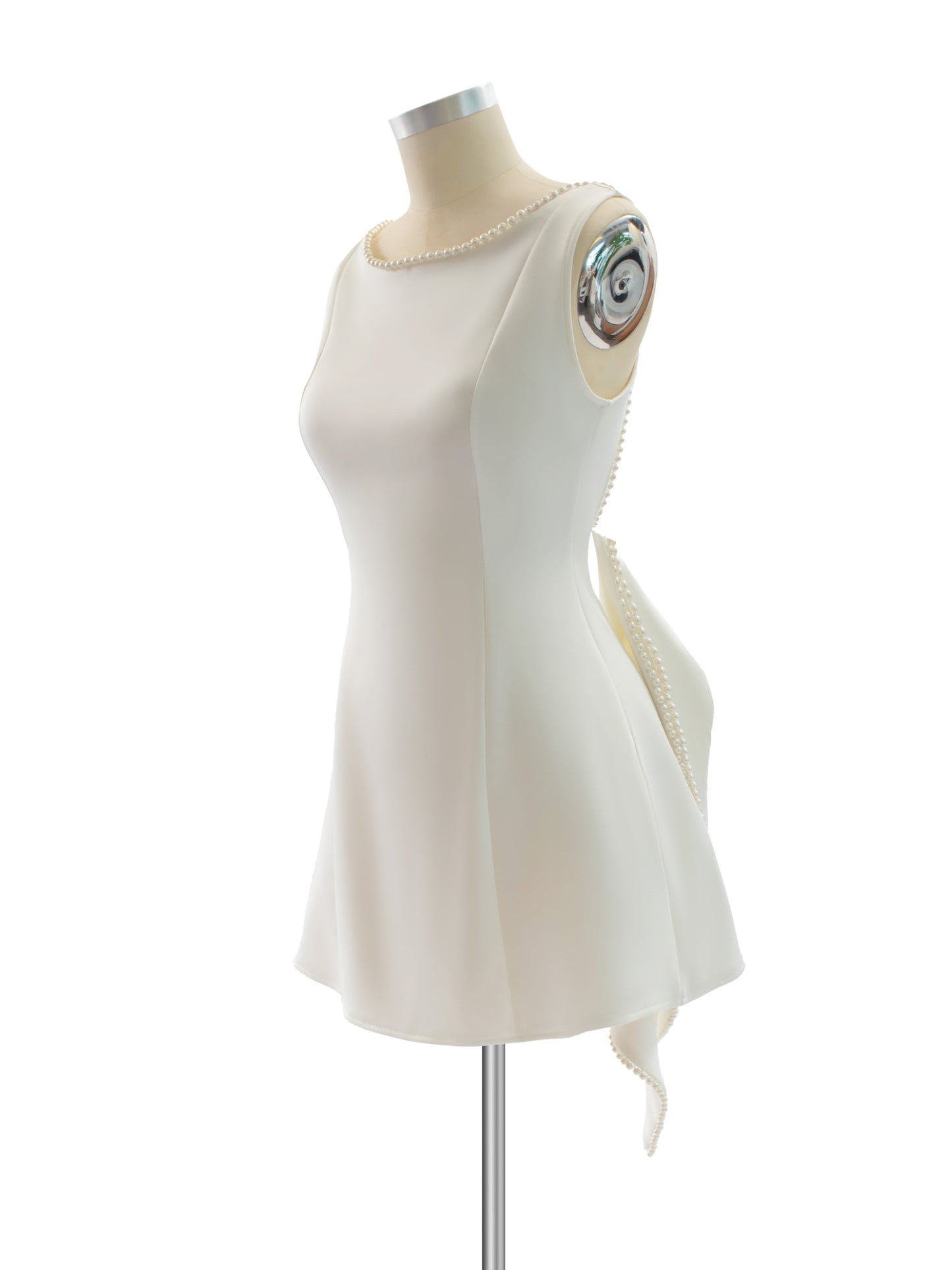 Party Dress Mini White Jewel Neck Pearls Sleeveless Backless Sexy Semi Formal Dress