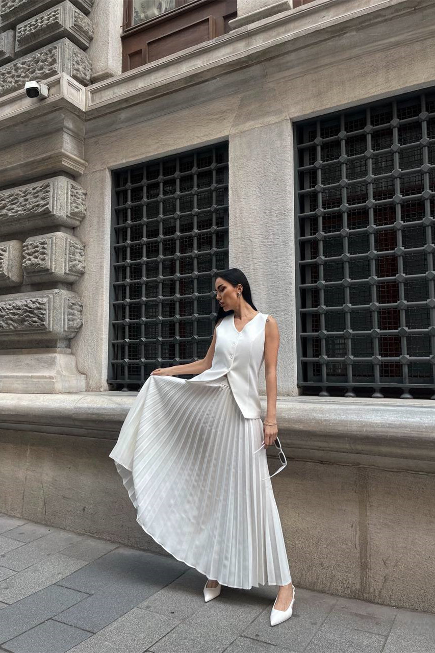 Salome Vest Pleated Skirt Set