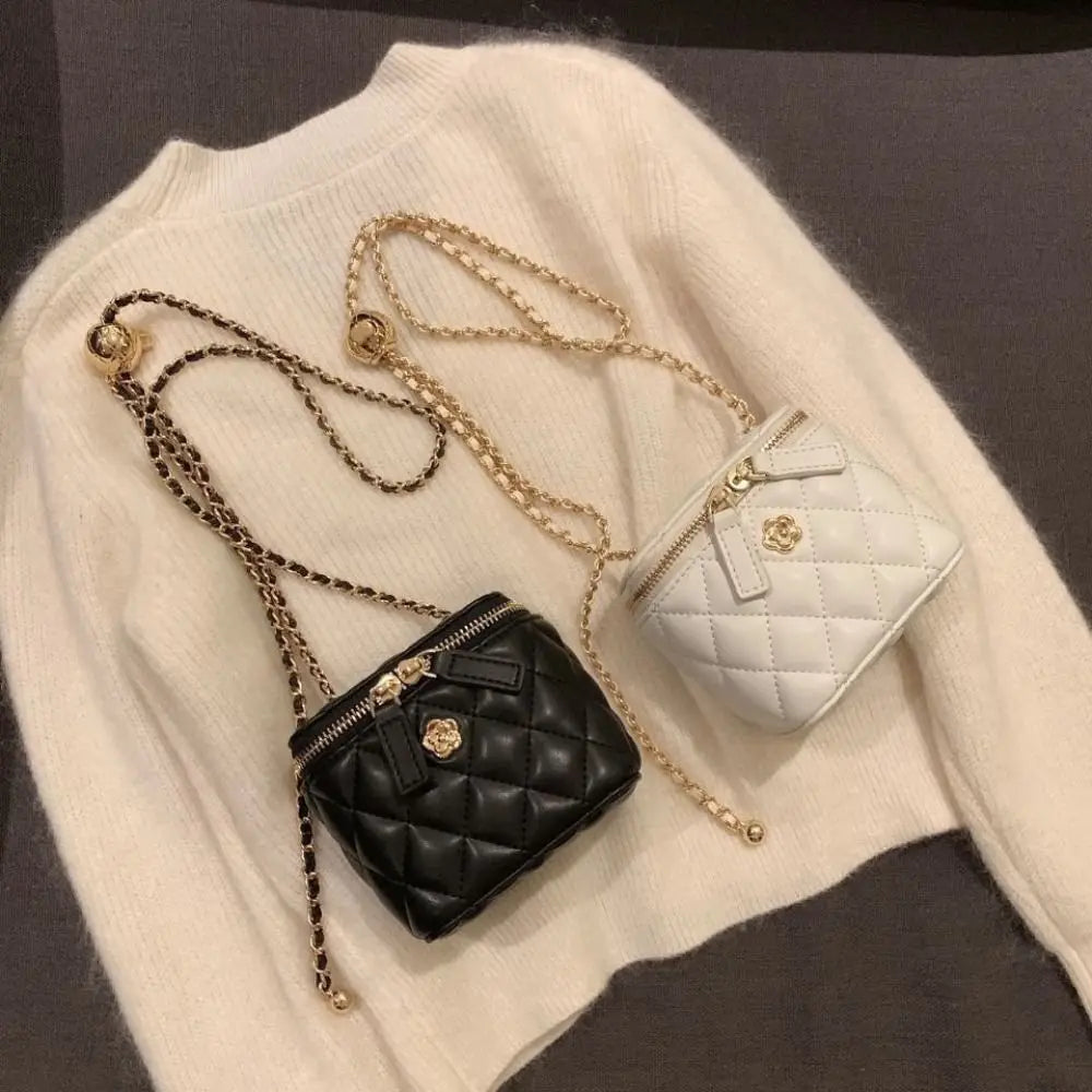 Camellia Rhombus Chain Bucket Crossbody
