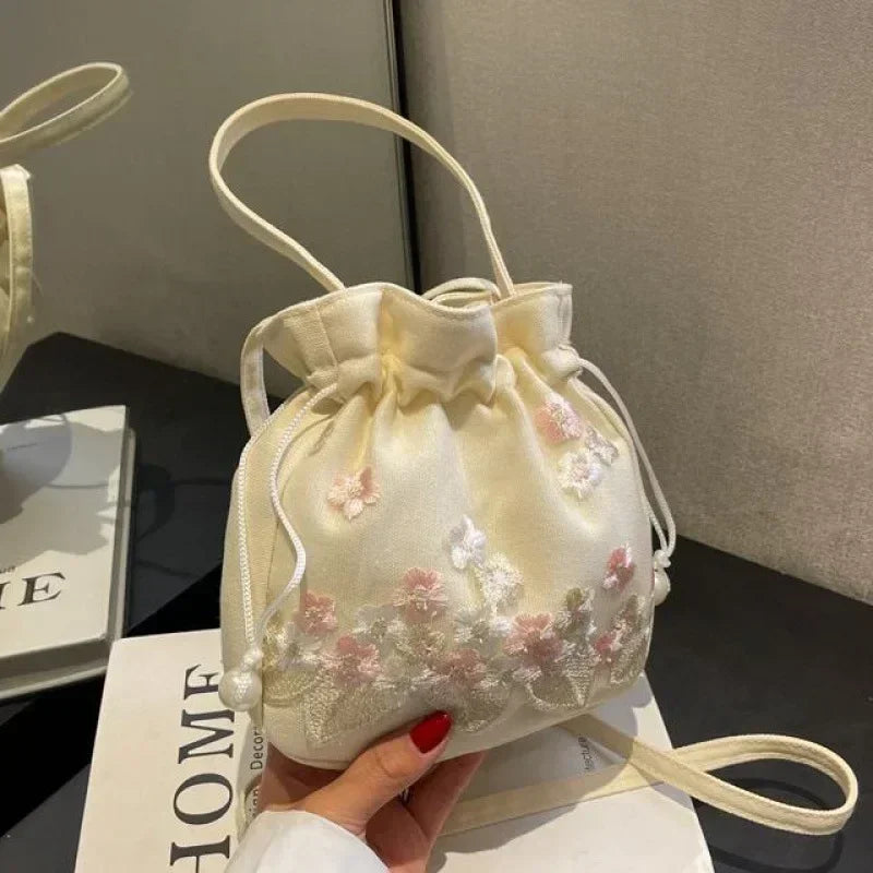 Retro Flower Embroidery Lace Drawstring Bucket Handbag