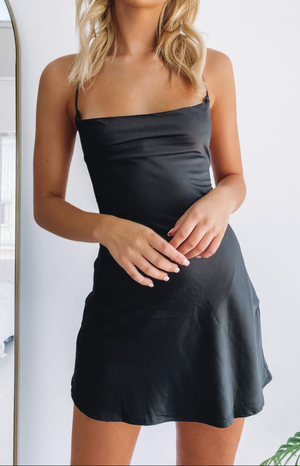 Amadea Get it Dress Black