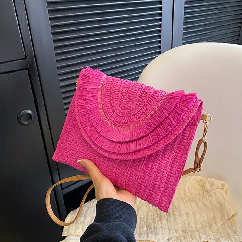 Corn Husk Weave Straw Clutch Wristlet