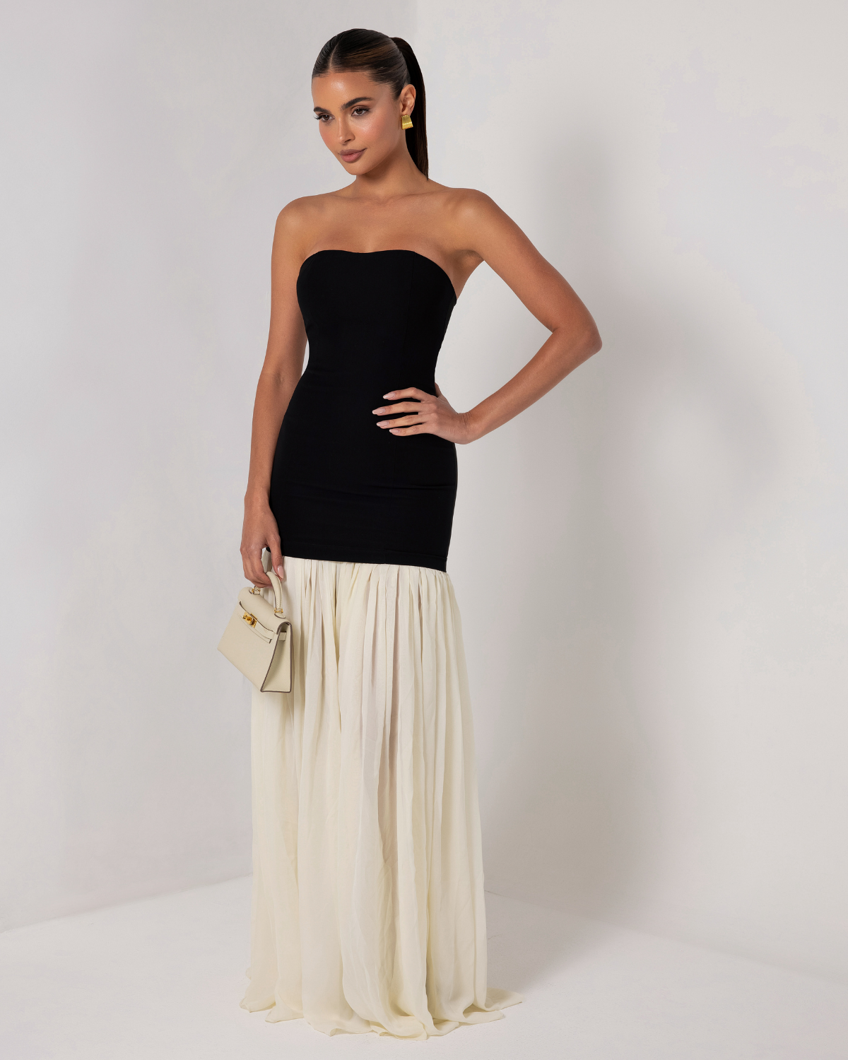 Zainab | Timeless Maxi Dress