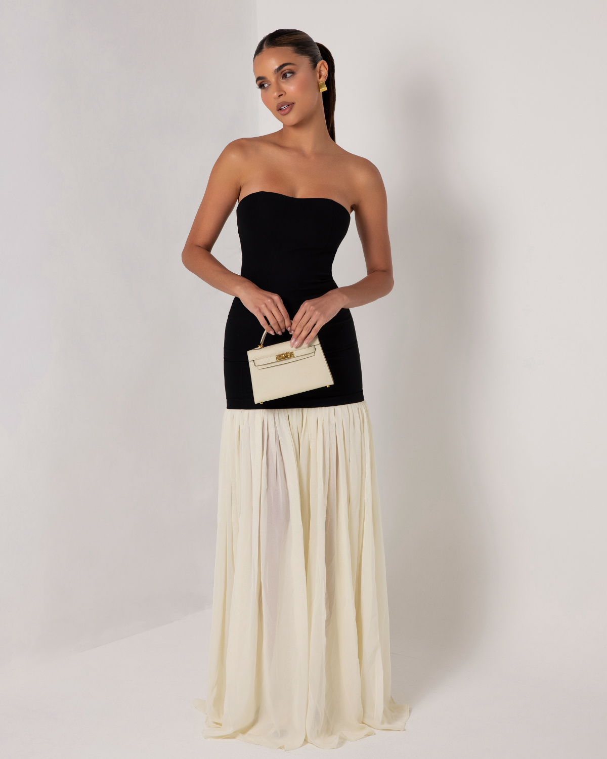 Zainab | Timeless Maxi Dress