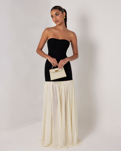 Zainab | Timeless Maxi Dress