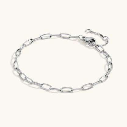 Elara Gold Paperclip Bracelet