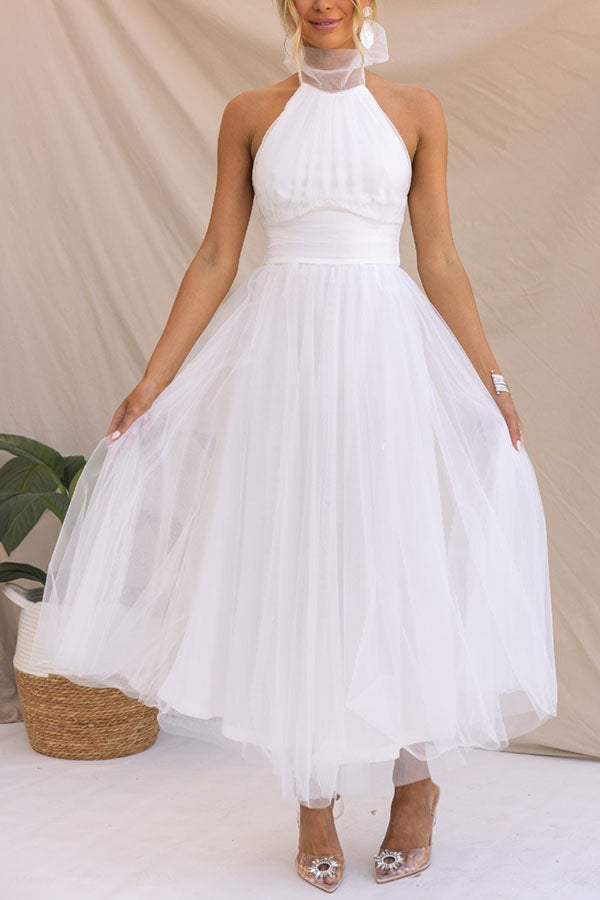 Elegant White Maxi Dress for Women – Flattering Halter Neck, Flowing Silhouette, Perfect for Weddings and Parties
