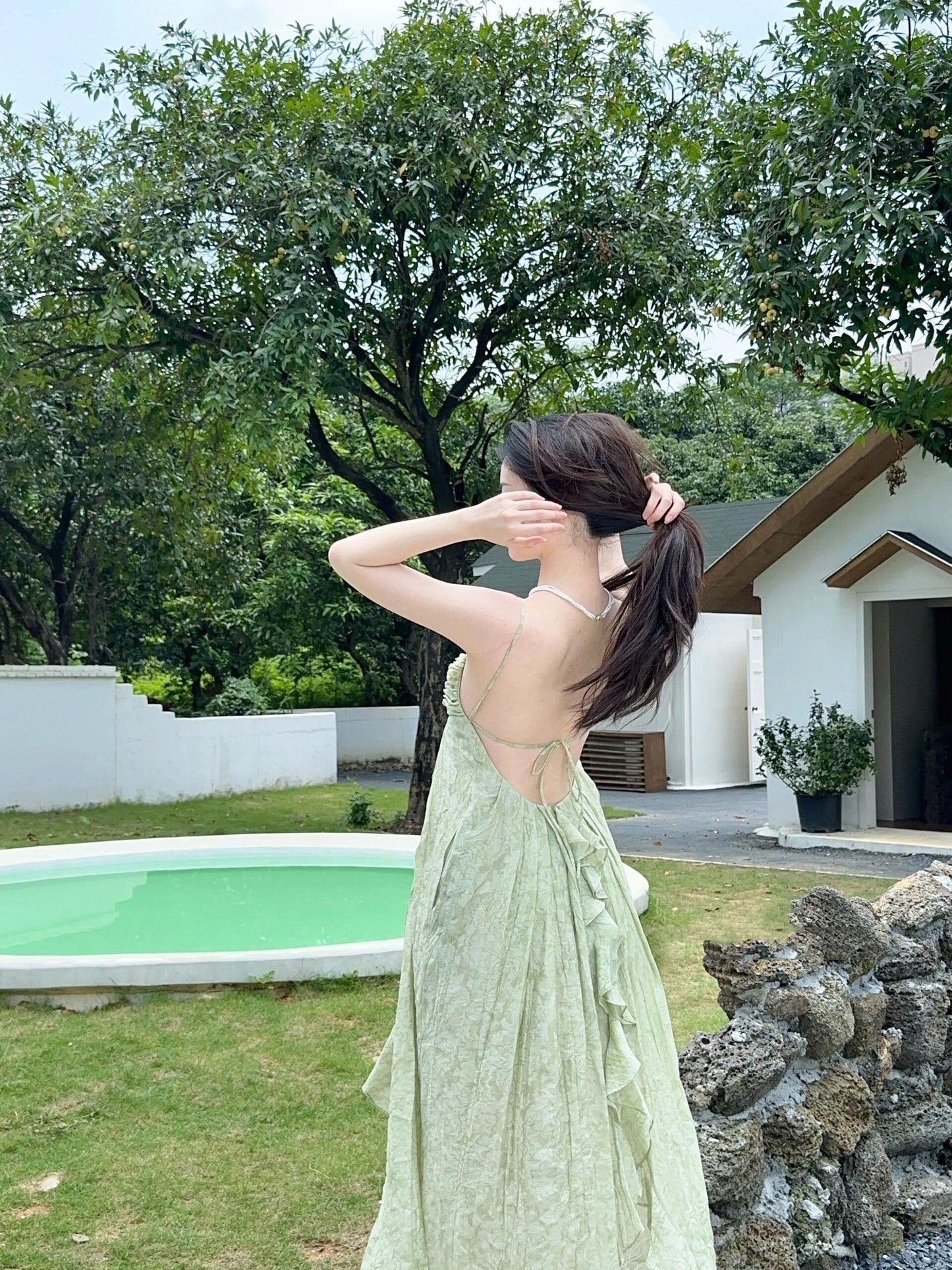 Emerald Green V-Neck Slip Dress Elegant Backless Vacation Dress