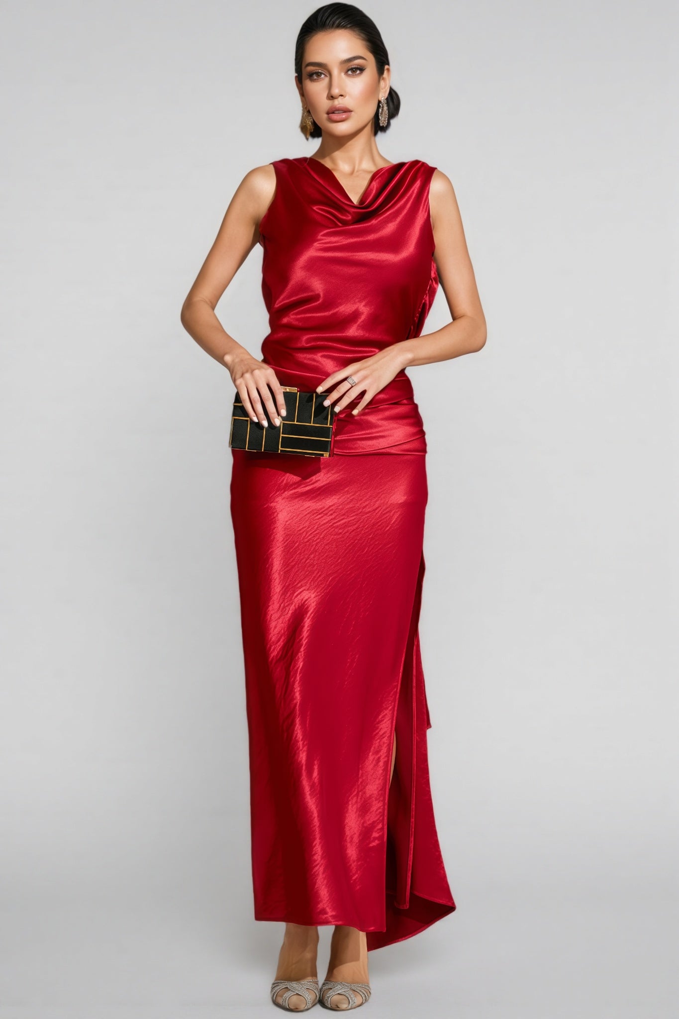 Conjunto Wine Red Satin Backless Maxi Dress