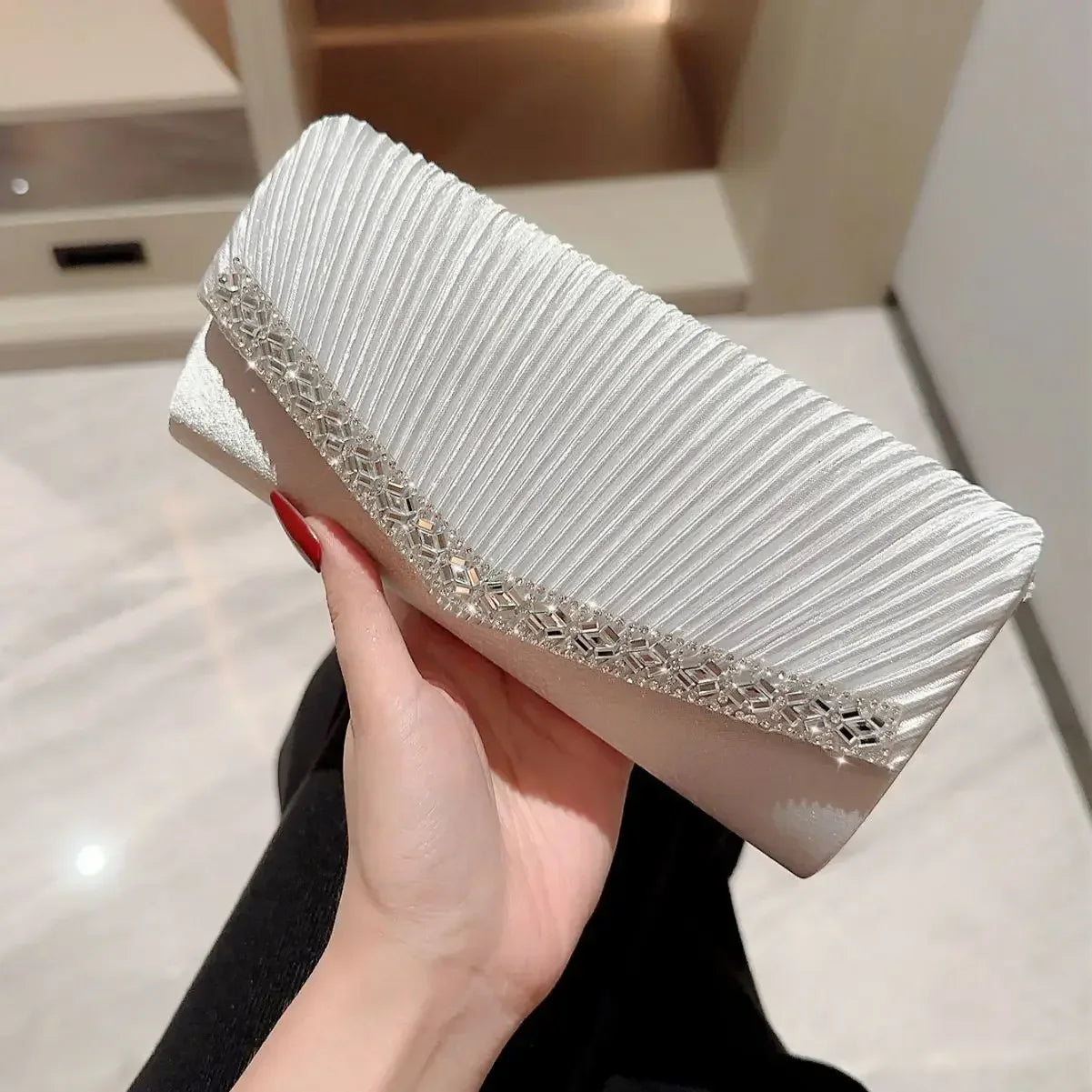 Chain Shoulder Wedding Party Wristlet