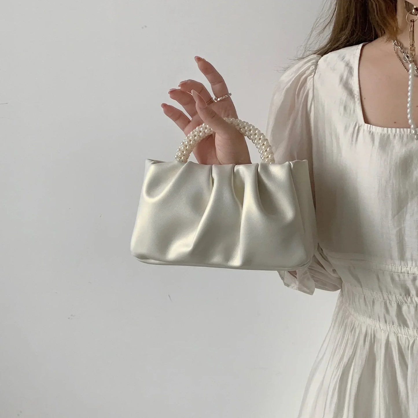 Pearl Handle Dinner Clutch Handbag