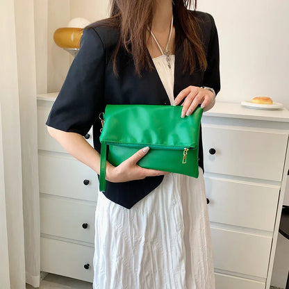 Fashion Day Envelope Clutch Wristlet