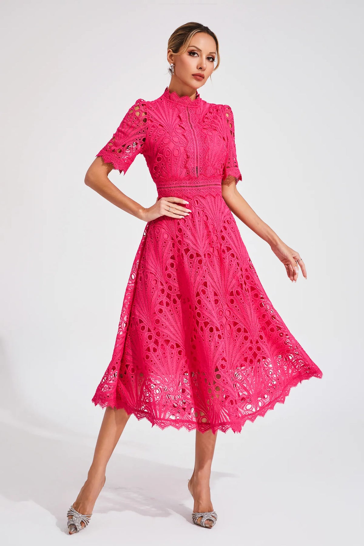 Ivyl Hallie | Lace Midi Dress – Classylooker