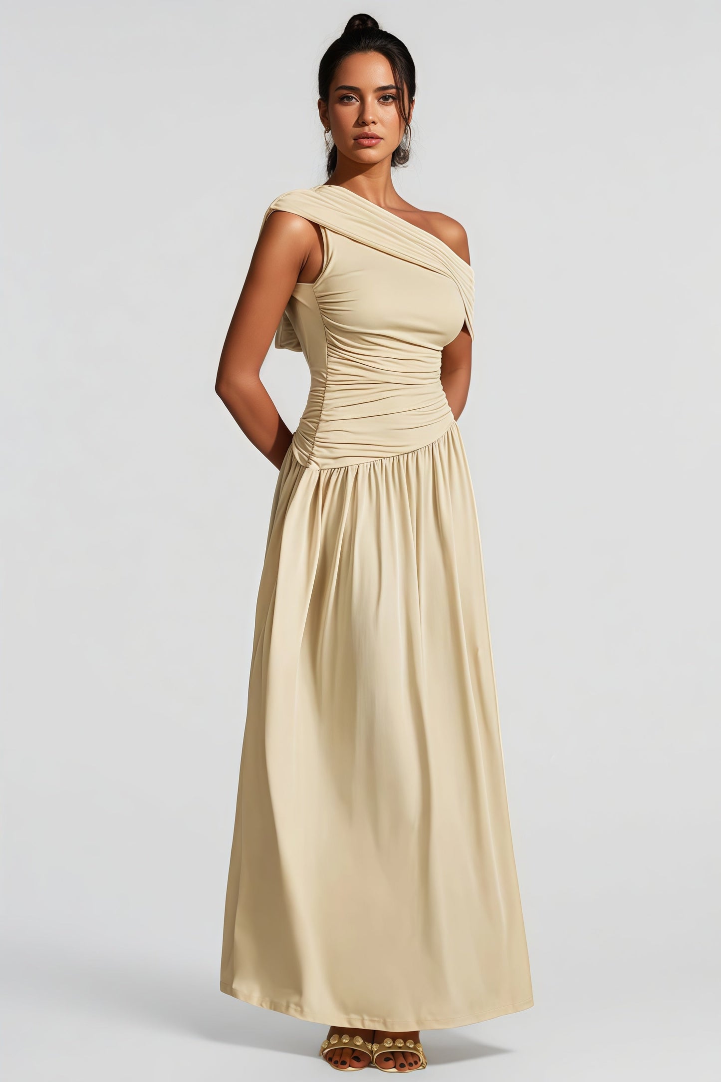 Wexelle One Shoulder Ruched Maxi Dress