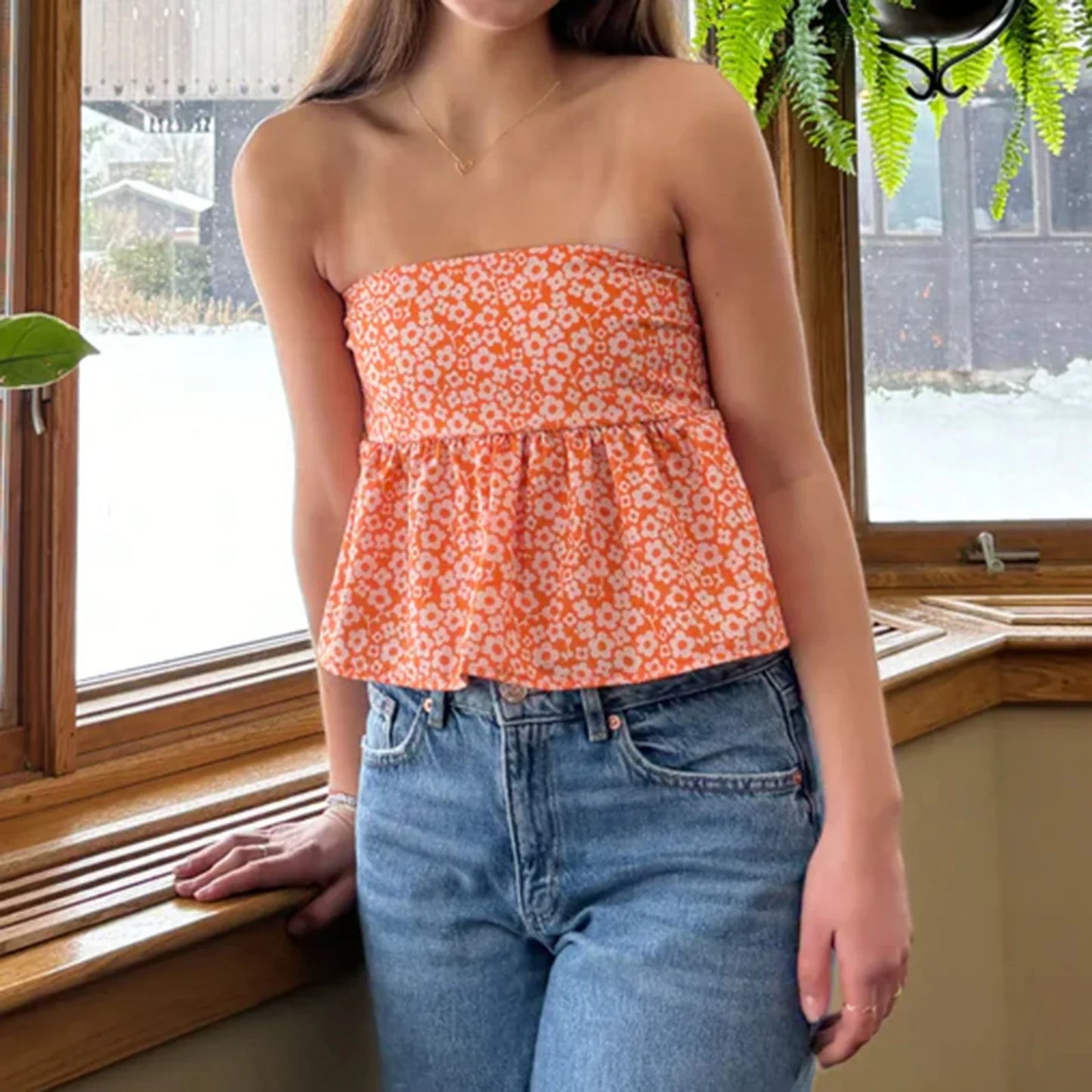 Floral Tie Backless Crop Top