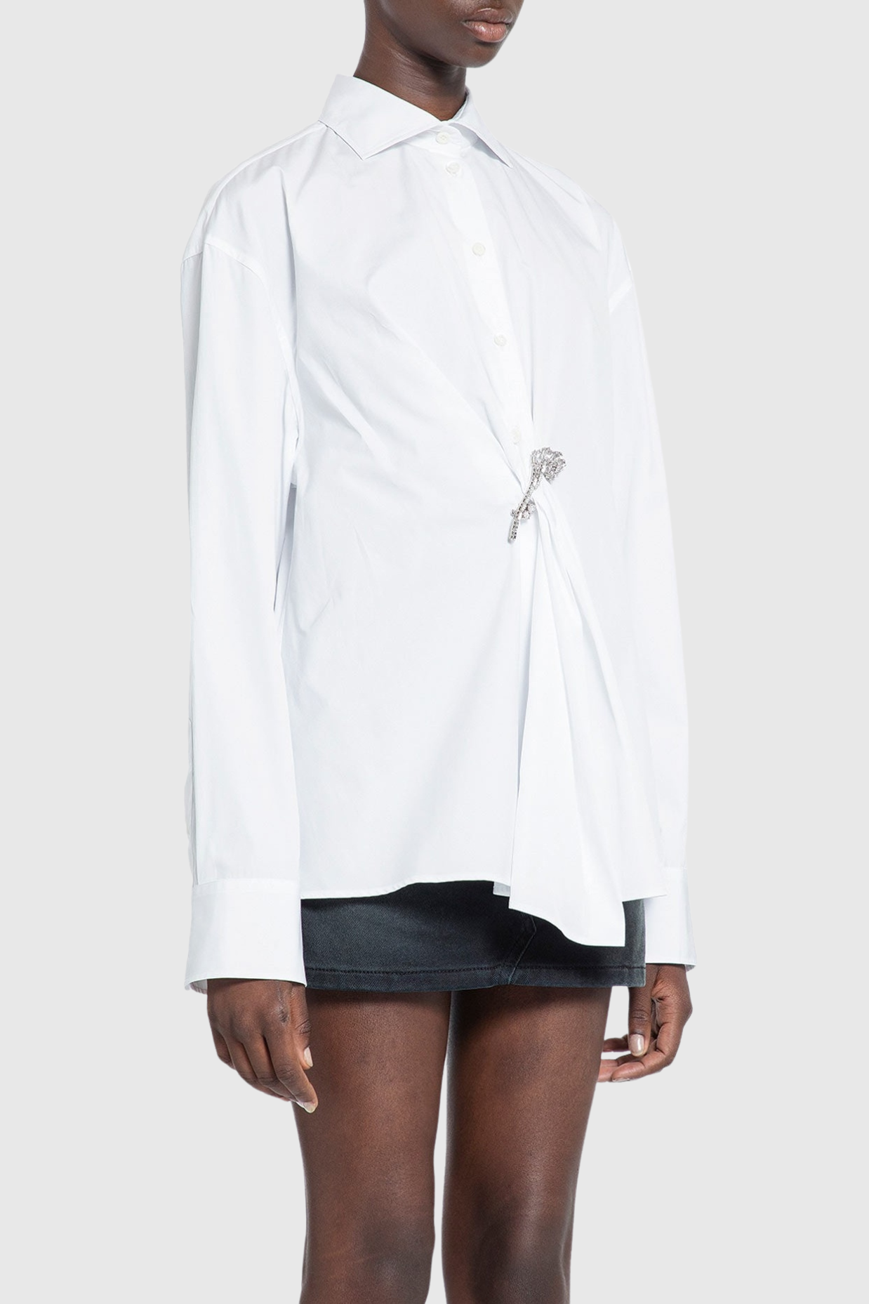 Gienny Floral Crystal Pin Shirt