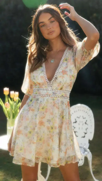 Vintage Floral Print Long Sleeve Hollow Out Sexy V-neck Mini Boho Dress