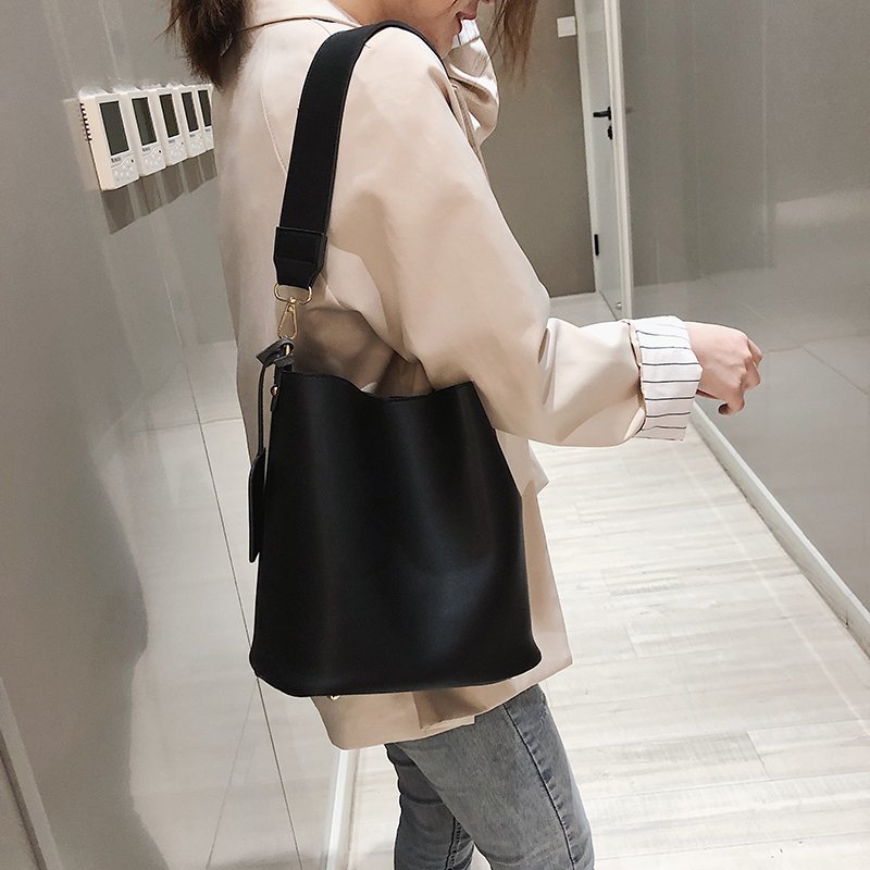 Caroline Bag