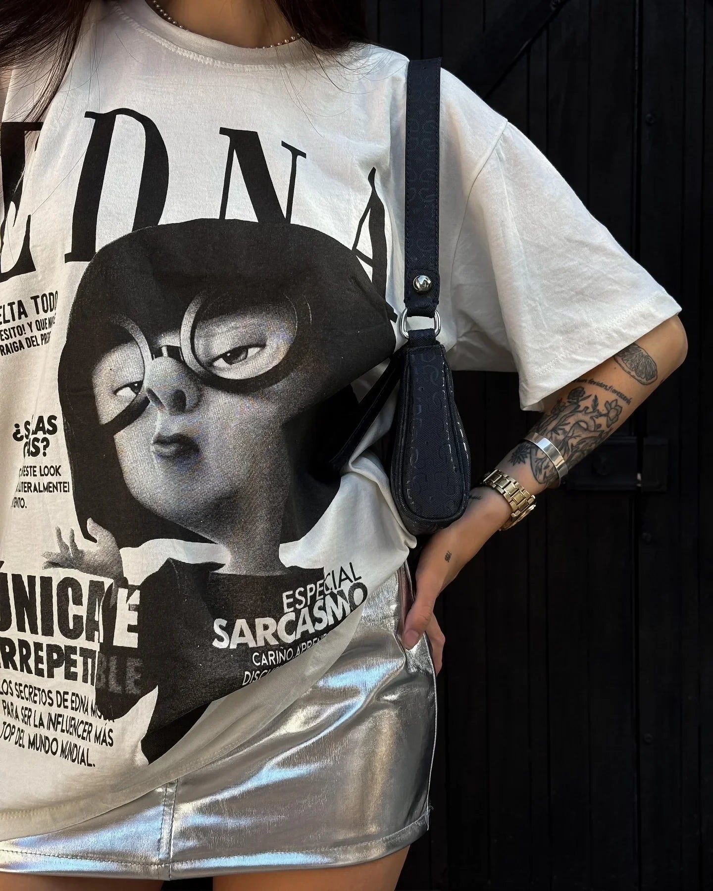 High Quality Edna Graphic T-shirt