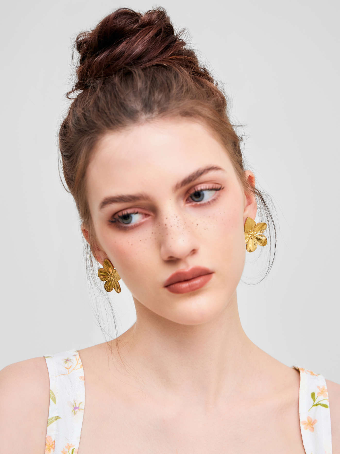 Floral Pattern Stud Earrings