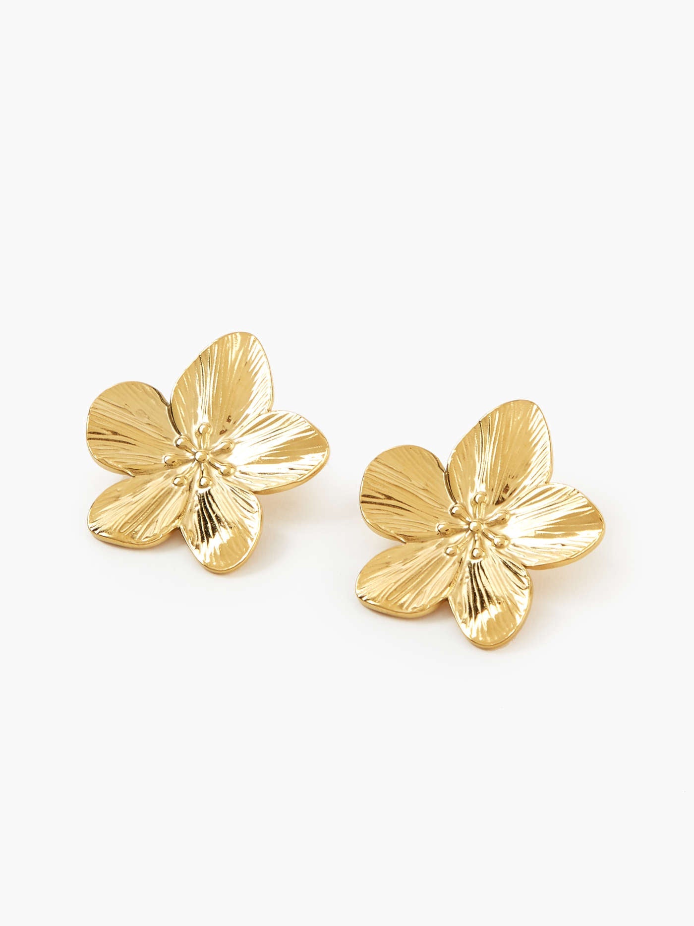 Floral Pattern Stud Earrings