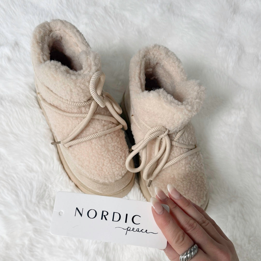 Nordic Polar Rise Ankle Boots