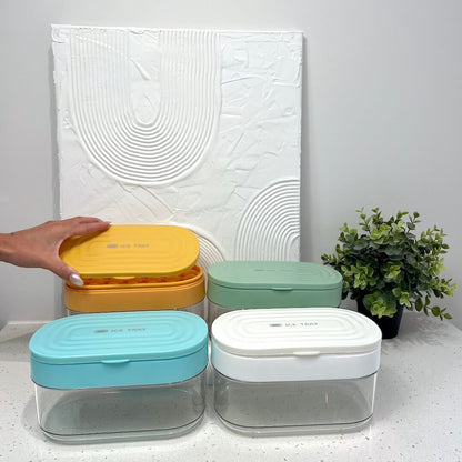 Pastel 2 in 1 Round Ice Cube Maker with Silicone Storage Box