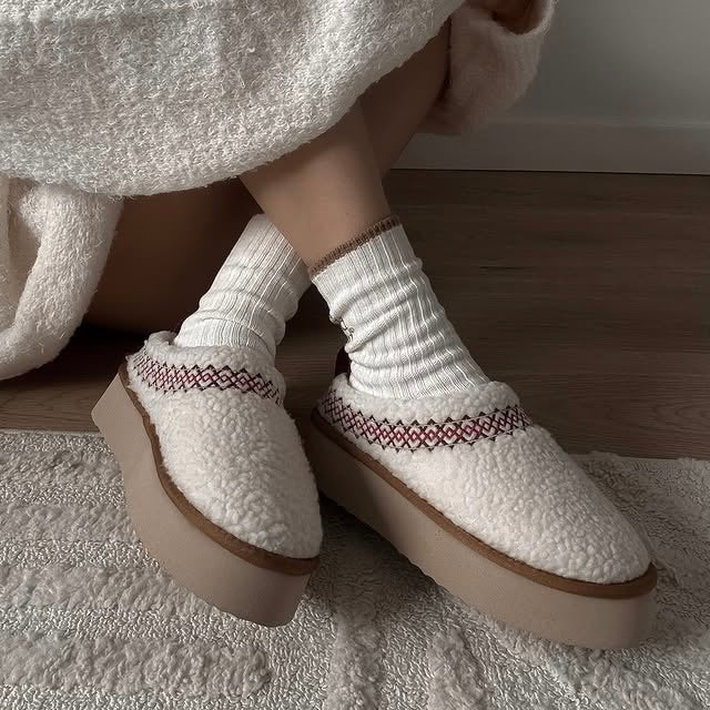 Sherpa Fleece Platform Slippers - Buy 1 Get 1 Free