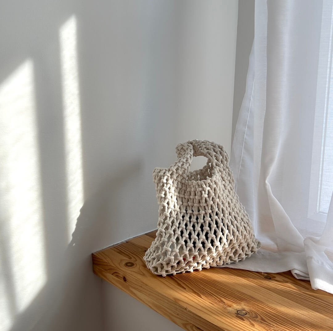 Avela Chic Crochet Handbag