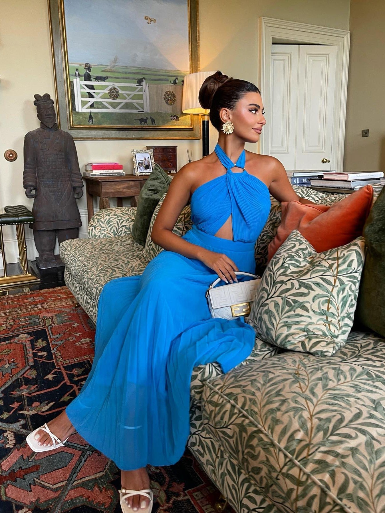 Halterneck Blue Cutout Pleated Dress wit Buckle