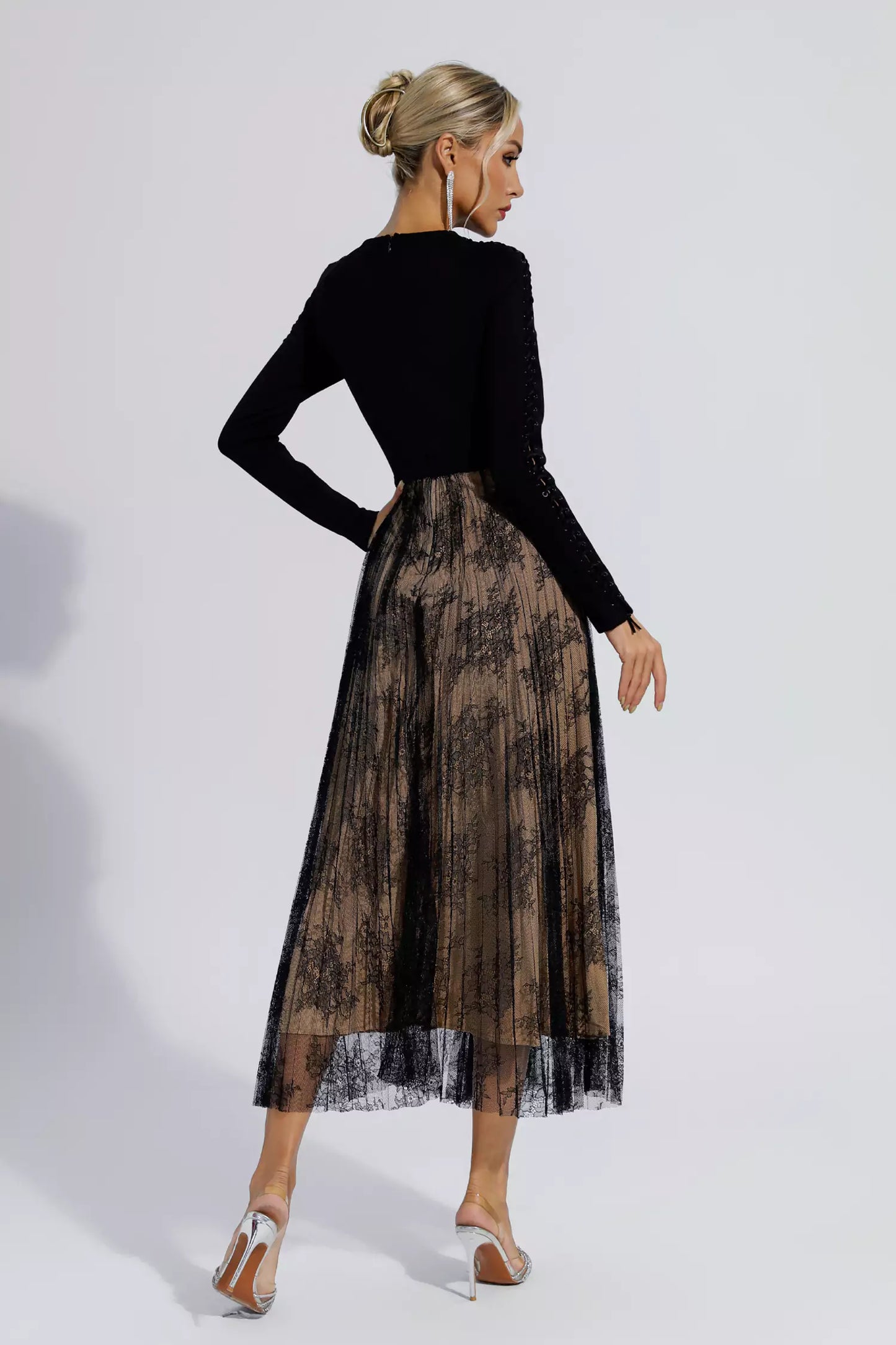 Itzel Black Lace Long Sleeve Maxi Dress