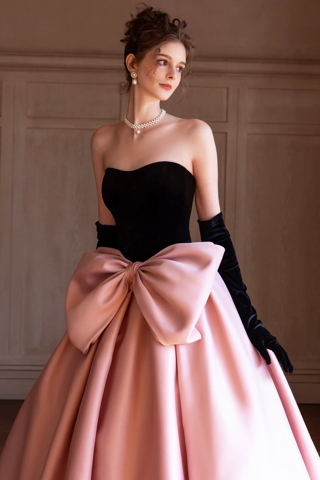 Velvet Bow Sleeveless Midi Dress With Gloves