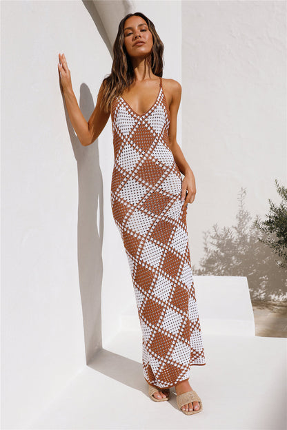 Amanda Checkered V-neck Knit Maxi Dress