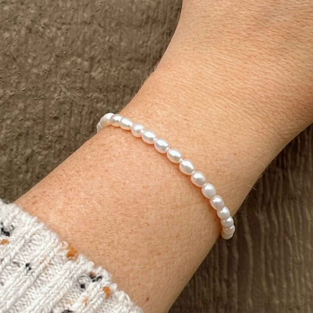 Lila Freshwater Pearl Bracelet