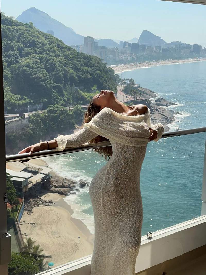 Nayara | Elegant Off Shoulder Maxi Dress