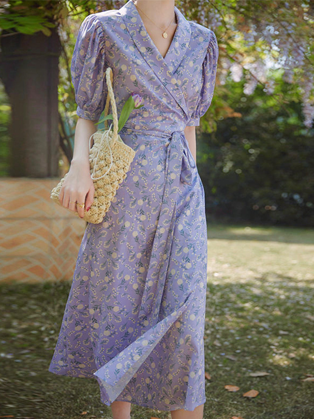 Amy Vintage Floral Puff Sleeve Maxi Dress