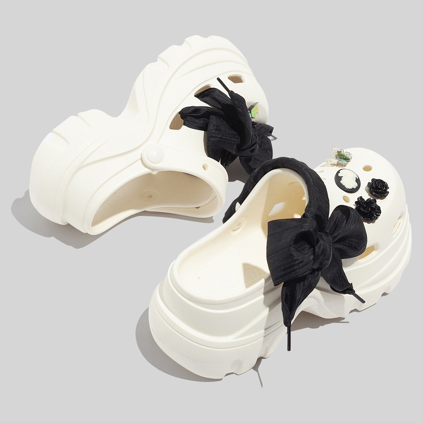 Women's Fashionable White Chunky Clogs With Appliques And Accessories